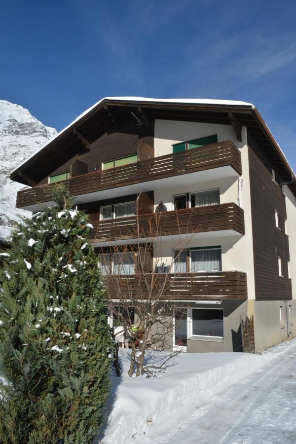 Haus Valaisia - Randa Bei Zermatt Apartment Екстериор снимка